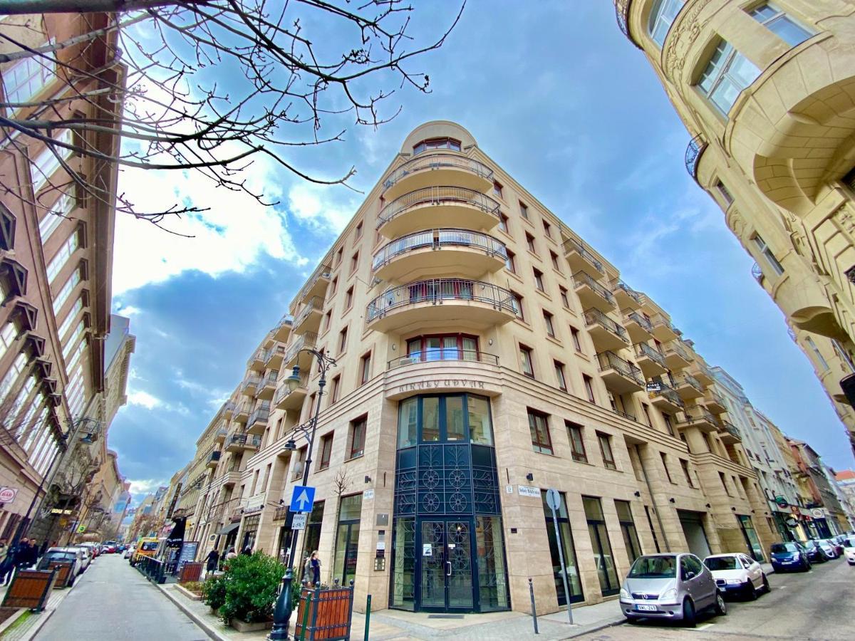 Downtown Vibe-Kiraly I Apts W Private Balcony Budapest Exterior photo